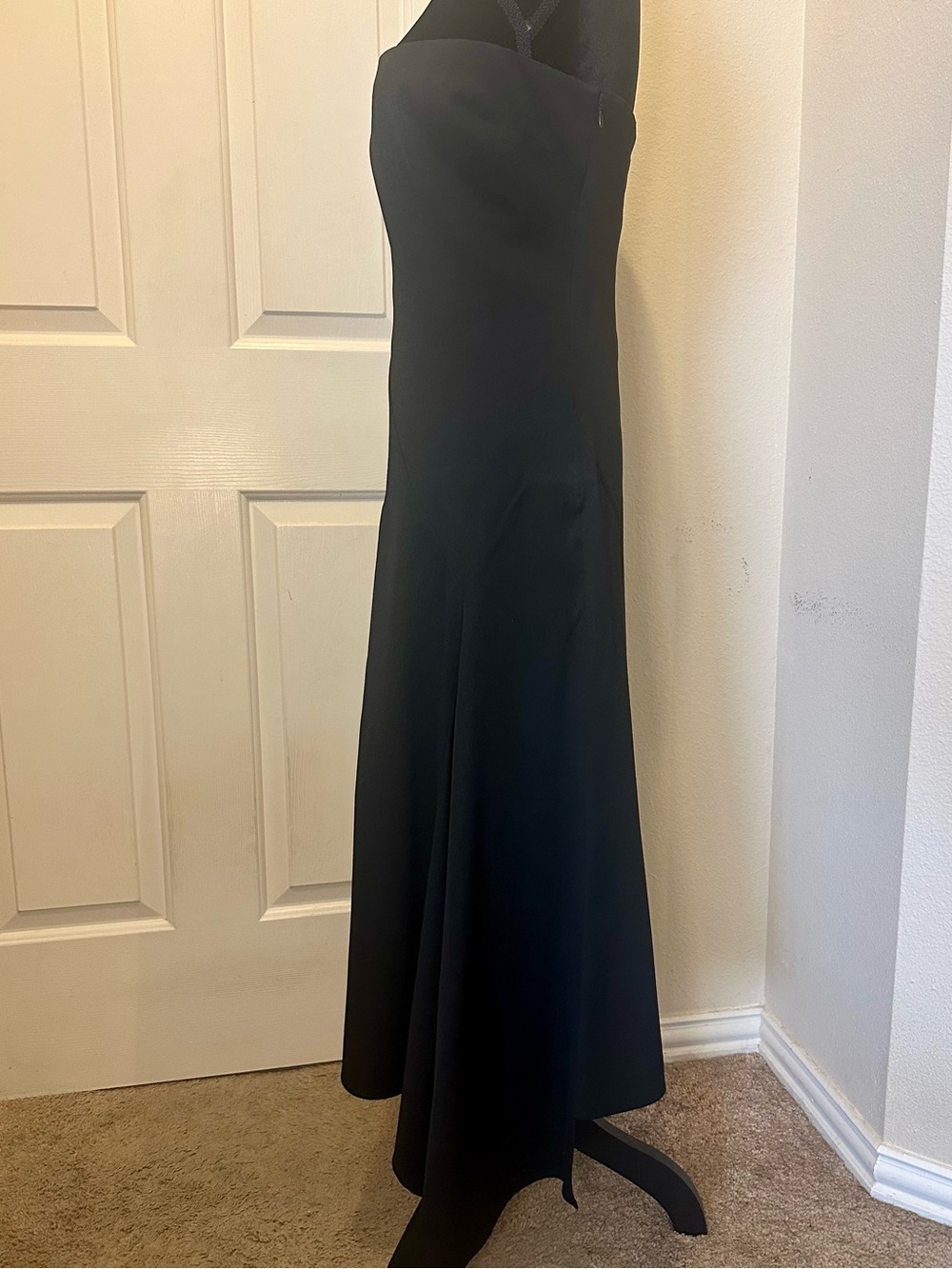 BCBGMAXAZRIA Black Strapless Asymmetrical Hem Formal Dress Gown Size 8 - Picture 9 of 12